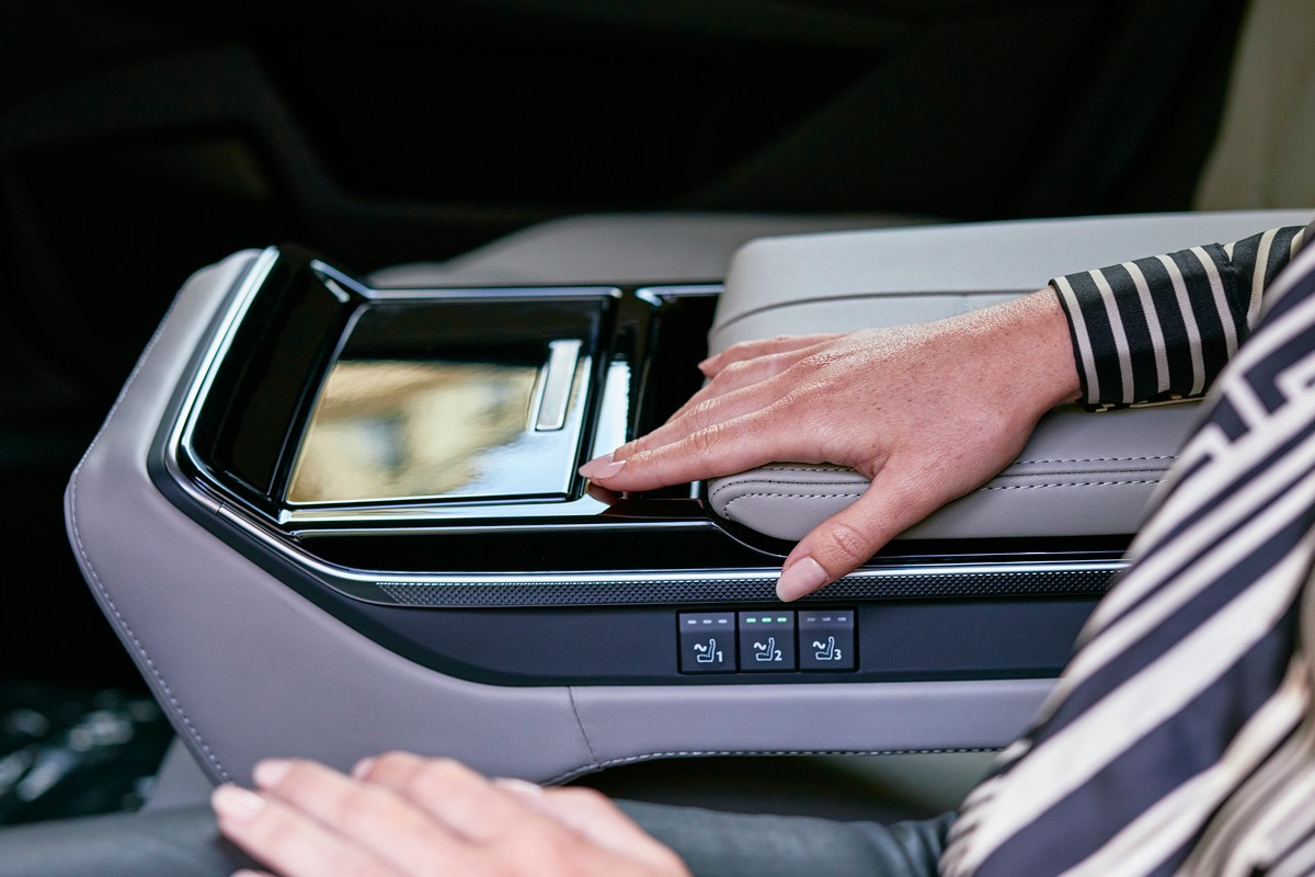 DS 9 Opera Premiere motore e caratteristiche DS 9 Opera Premiere motore e caratteristiche