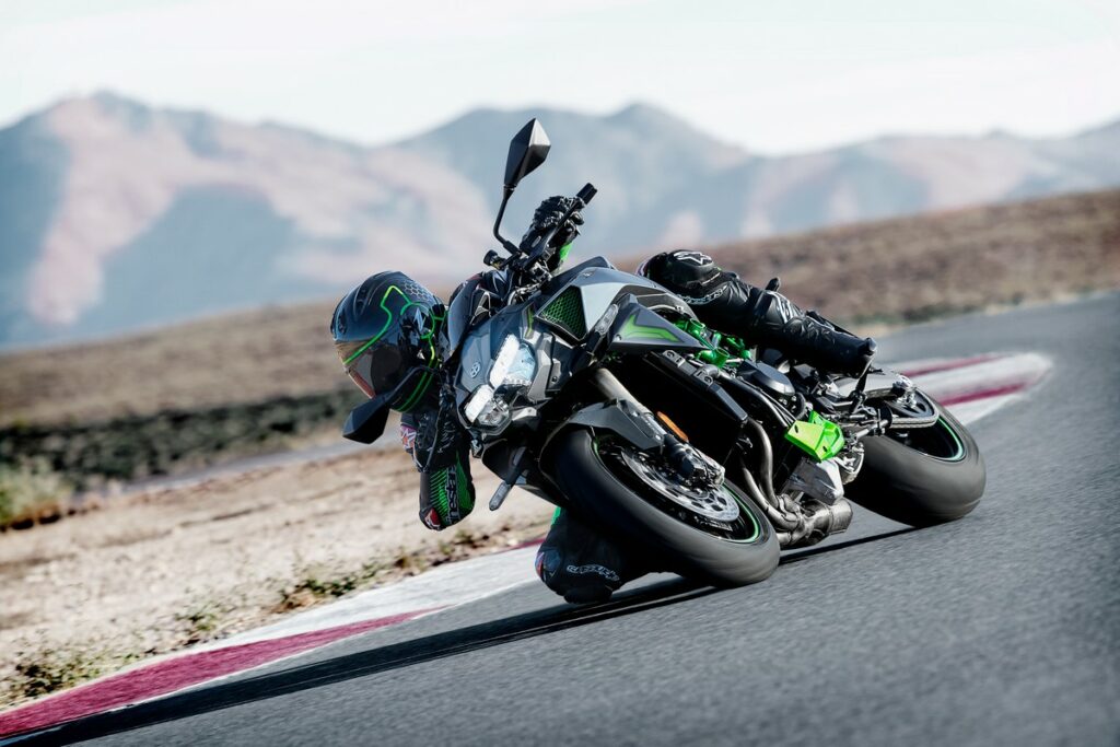 Kawasaki Z H2 SE 2023: la naked sovralimentata