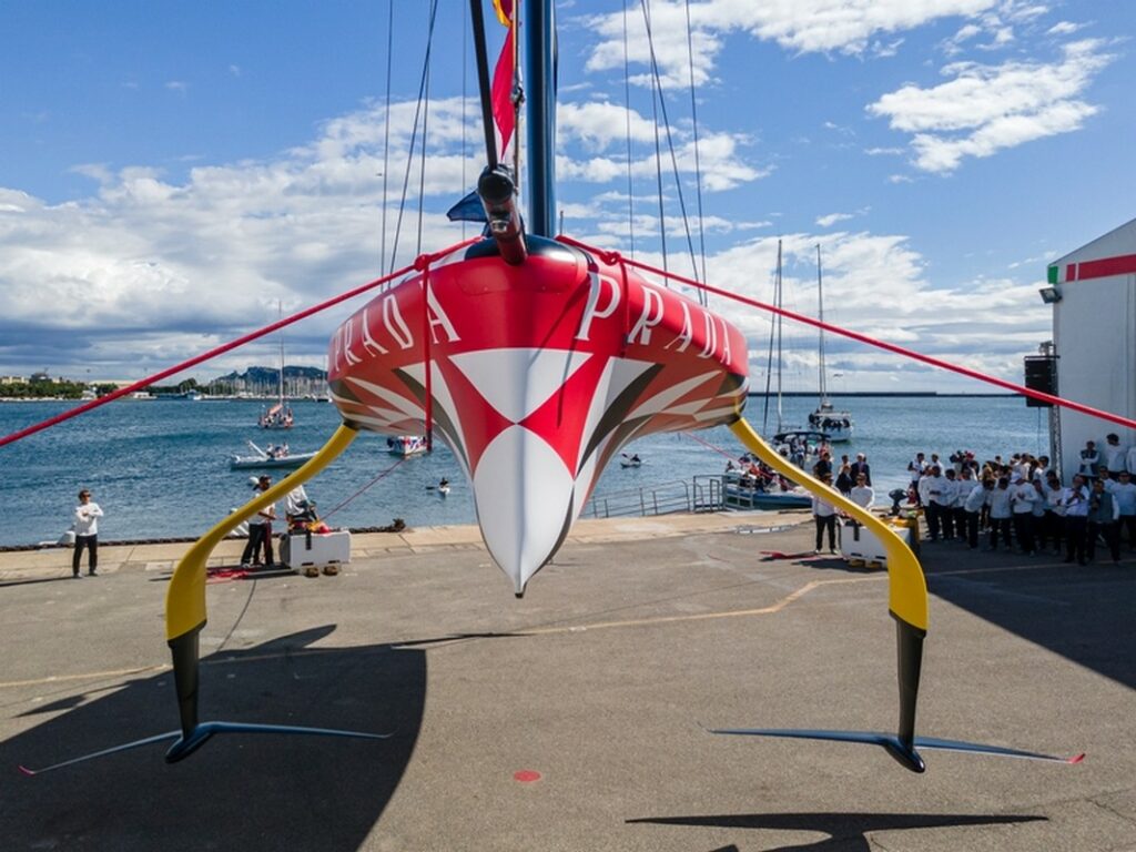Luna Rossa Prada Pirelli America’s Cup 2024 varato il prototipo