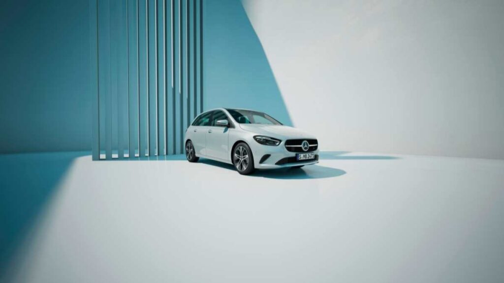 Nuova Mercedes Classe B: tecnologia e plug-in hybrid a ricarica rapida