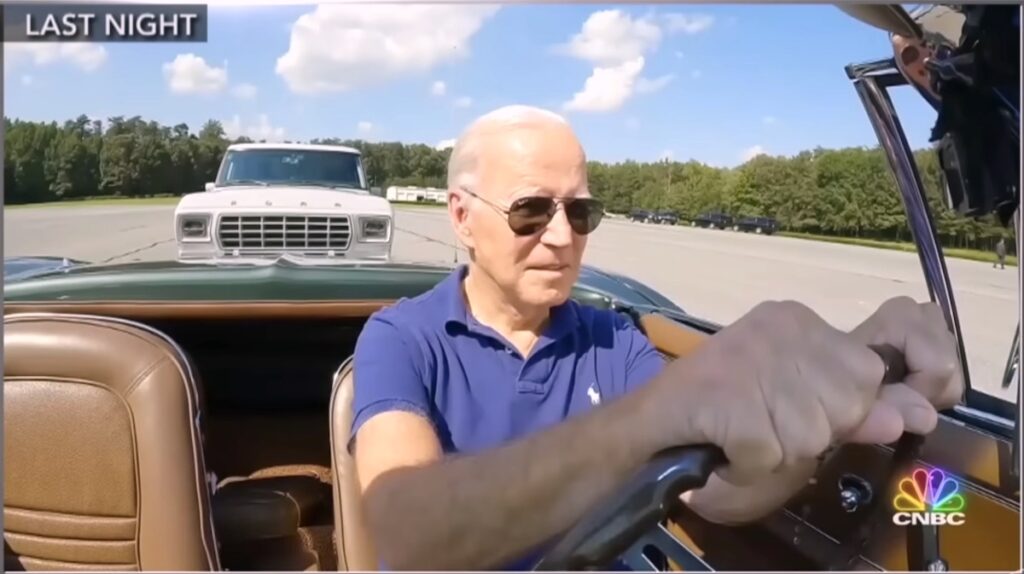 Joe Biden ha perso una drag race con la sua Corvette del 1967