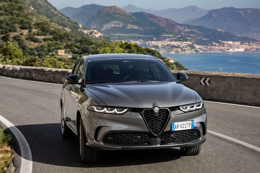 Alfa Romeo Tonale Plug-In Hybrid Q4: l’elettrico per l’uso quotidiano, l’ibrido per andare lontano