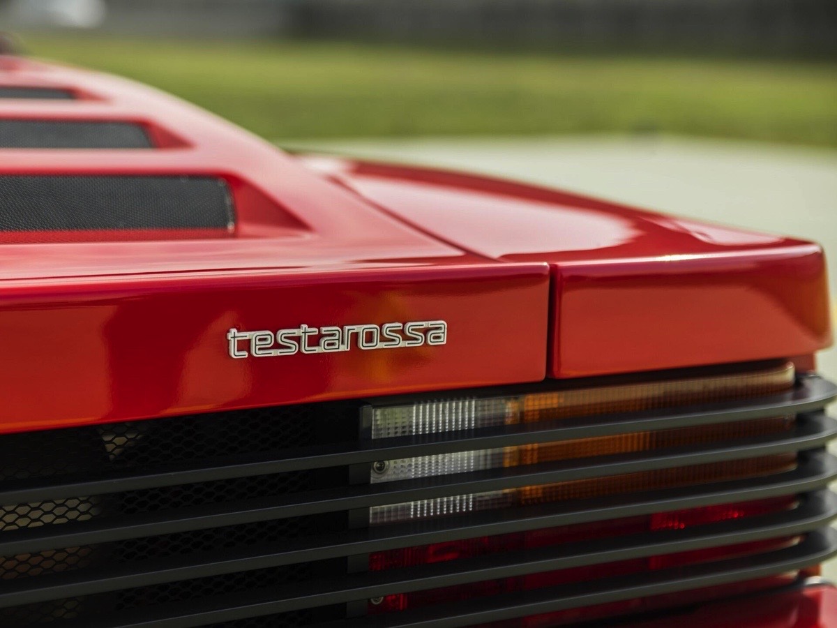 Ferrari Testarossa Spyder Pininfarina