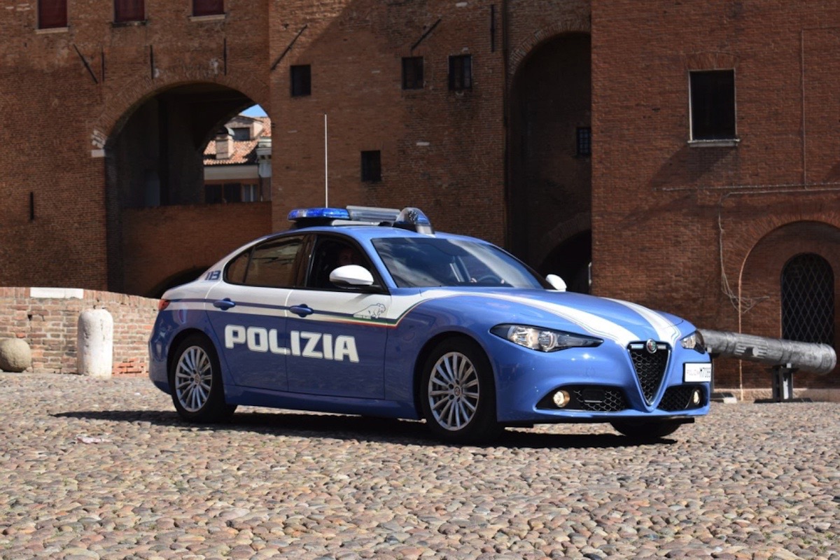 alfa romeo giulia polizia