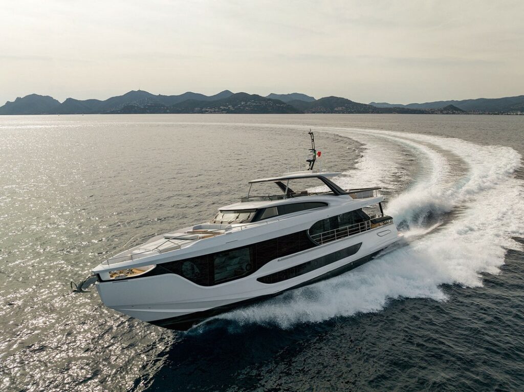 Azimut Grande 26M: il nuovo Low Emission Yacht