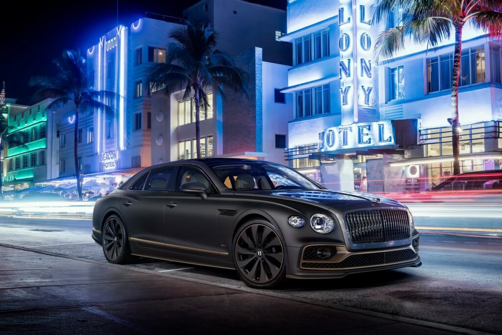 Bentley Flying Spur Hybrid x The Surgeon: unica ed esclusiva