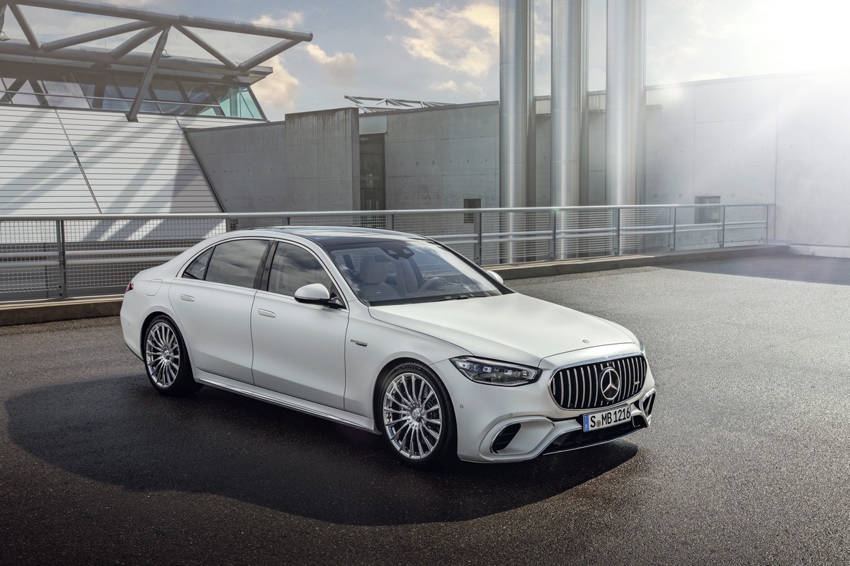 Mercedes-AMG S 63 E Performance