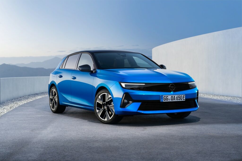 Opel Astra Electric: tutto sulla variante a zero emissioni
