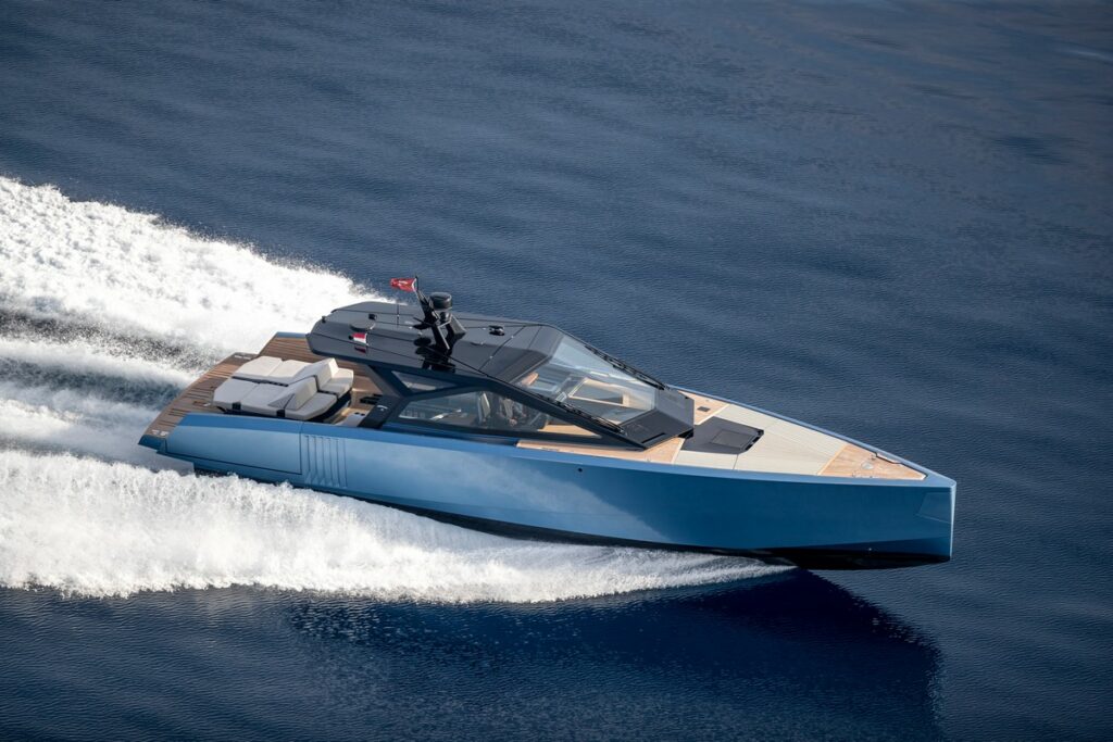 Wallypower58: lo yacht dalle linee pulite ed essenziali