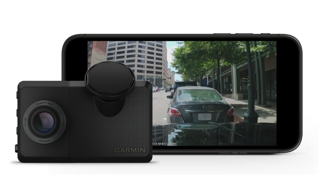 Garmin Dash Cam Live: la cam sempre connessa all’auto