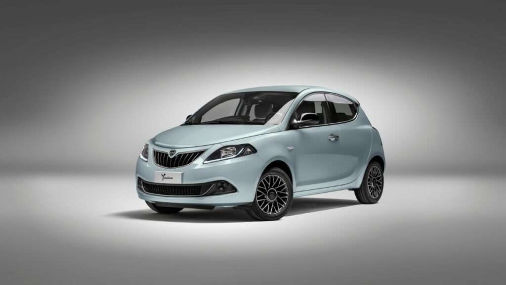 Lancia Ypsilon Tech a Porter: ora più tecnologica a 13.350 €