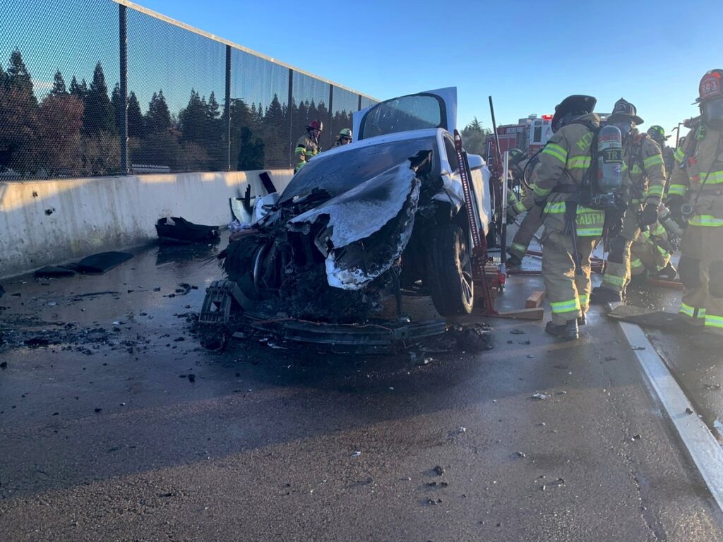 Tesla Model S incendio