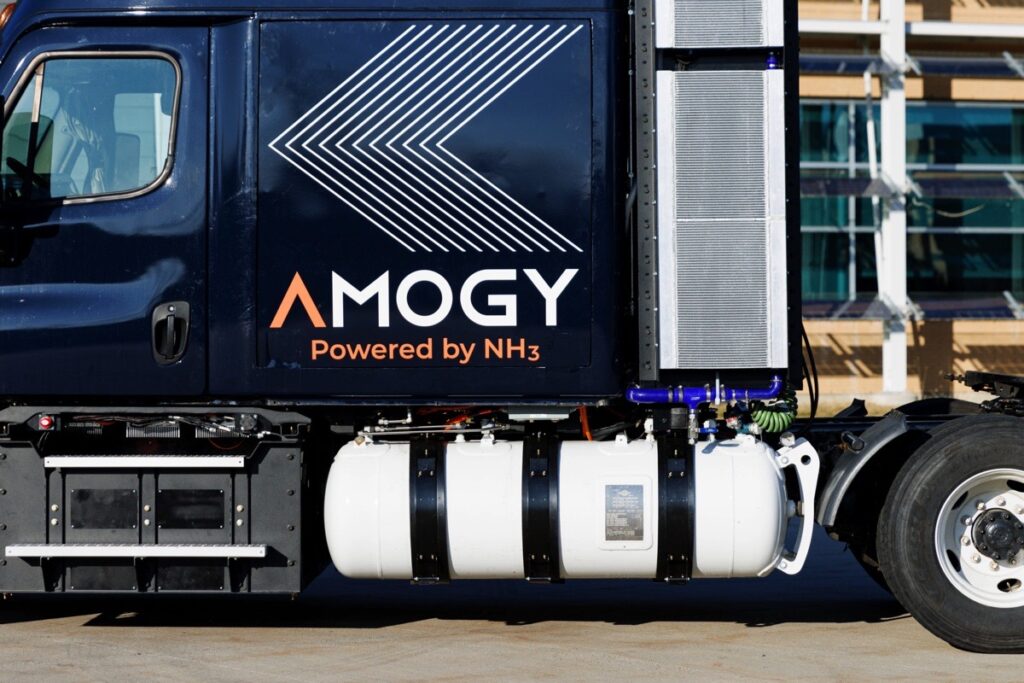 Questo camion elettrico ad ammoniaca è il concorrente del Tesla Semi