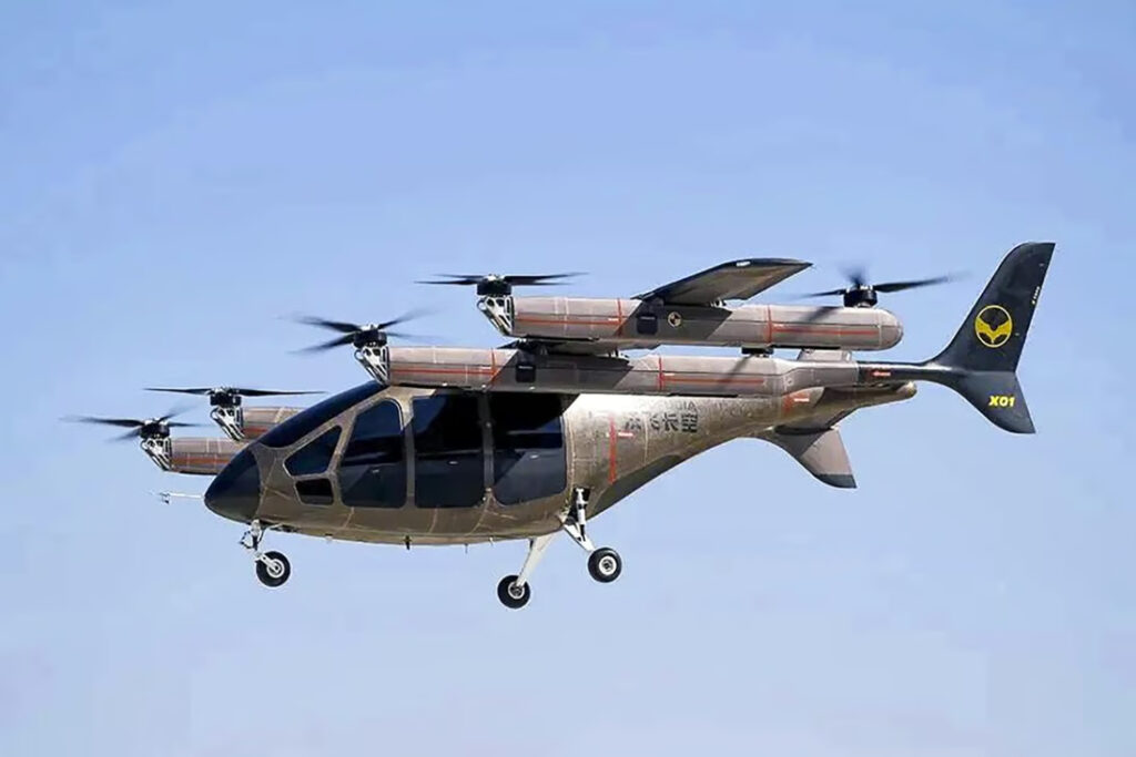 I cinesi di Geely fanno volare l’aerotaxi Aerofugia AE200