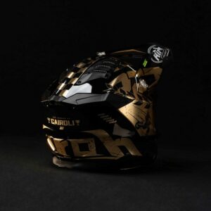 Airoh Aviator 3 Legend 2023 casco photo di Lucio Buselli (1)