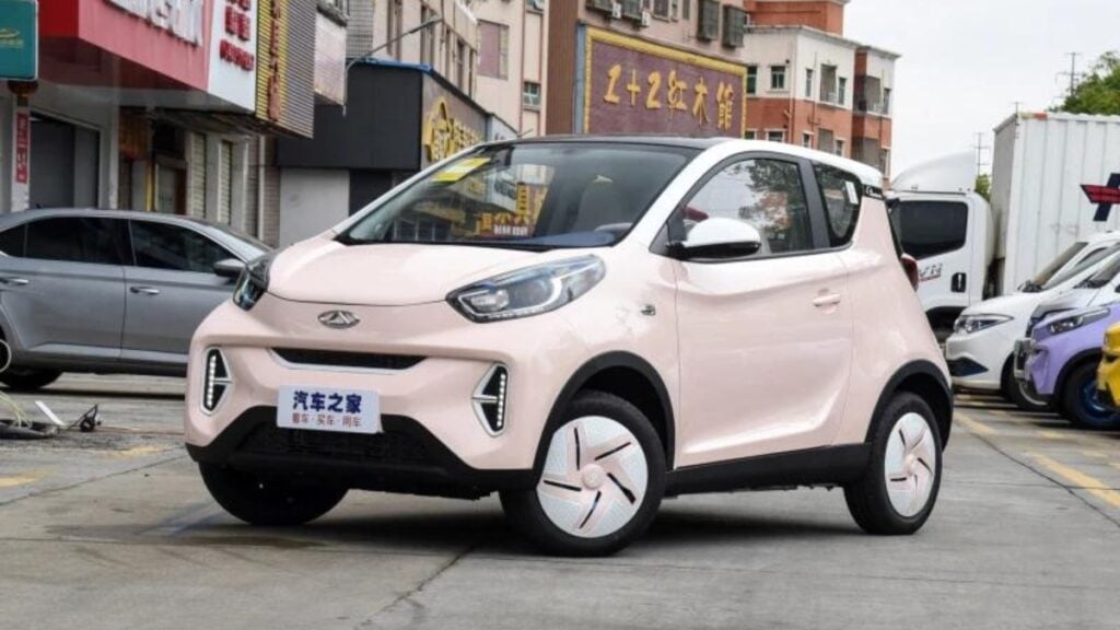 Chery Ant è l’elettrica cinese con prezzi da scooter e autonomia di 400 km