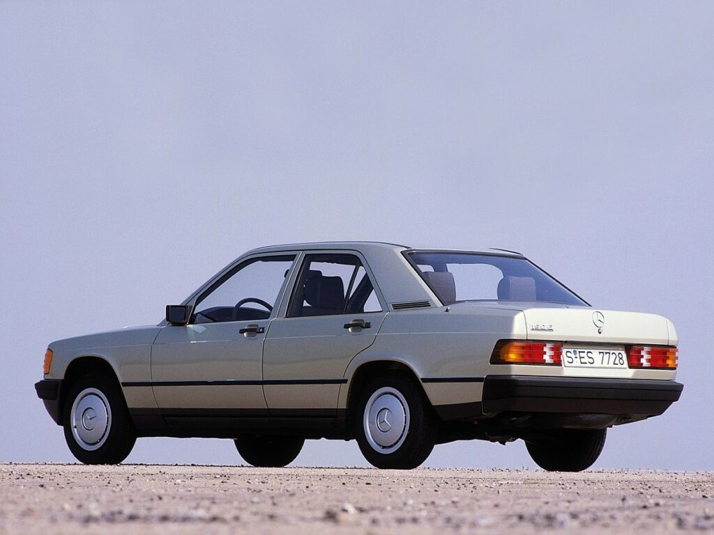 Le 5 Mercedes degli anni 90 che rimarranno nella storia