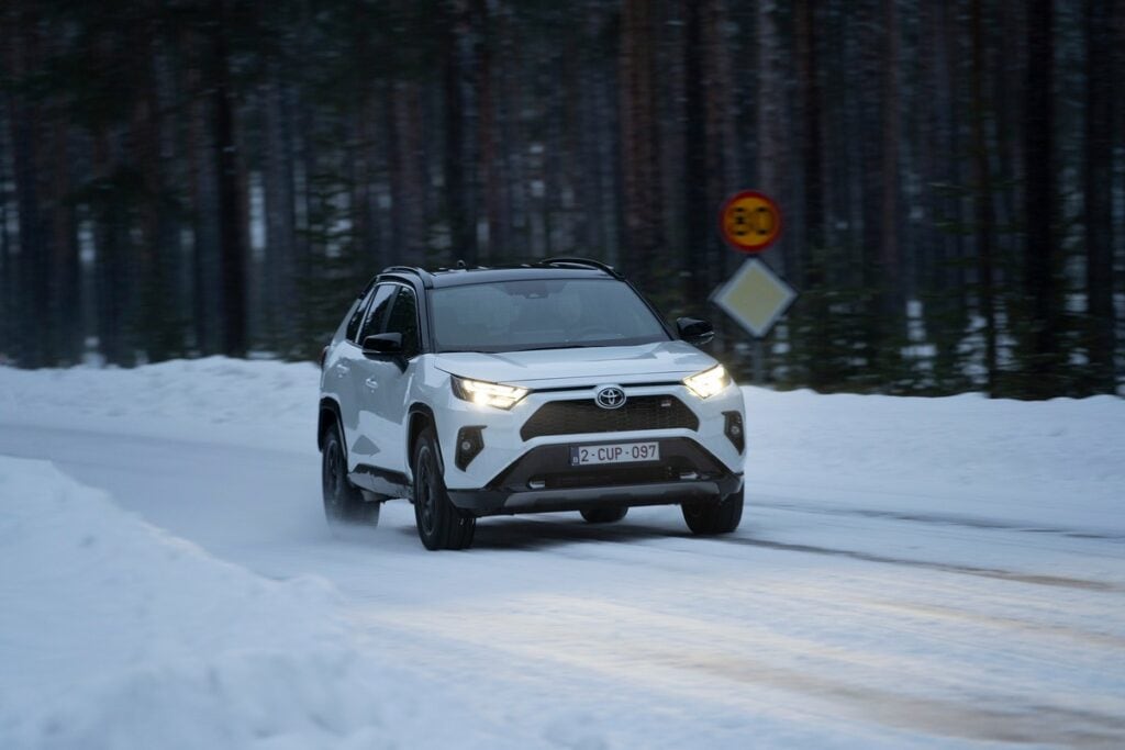 Toyota RAV4 GR Sport 2023 a partire da 50.300 euro