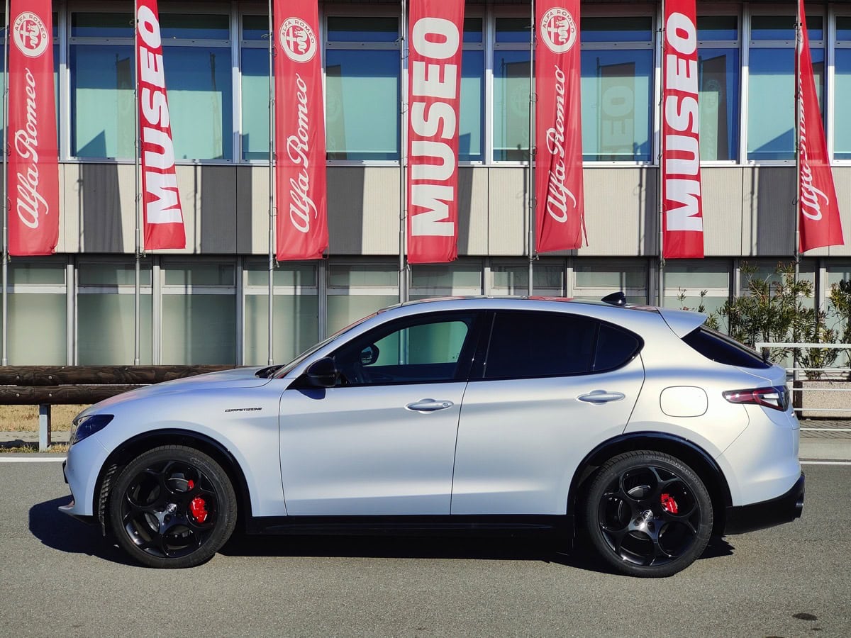 alfa romeo stelvio competizione