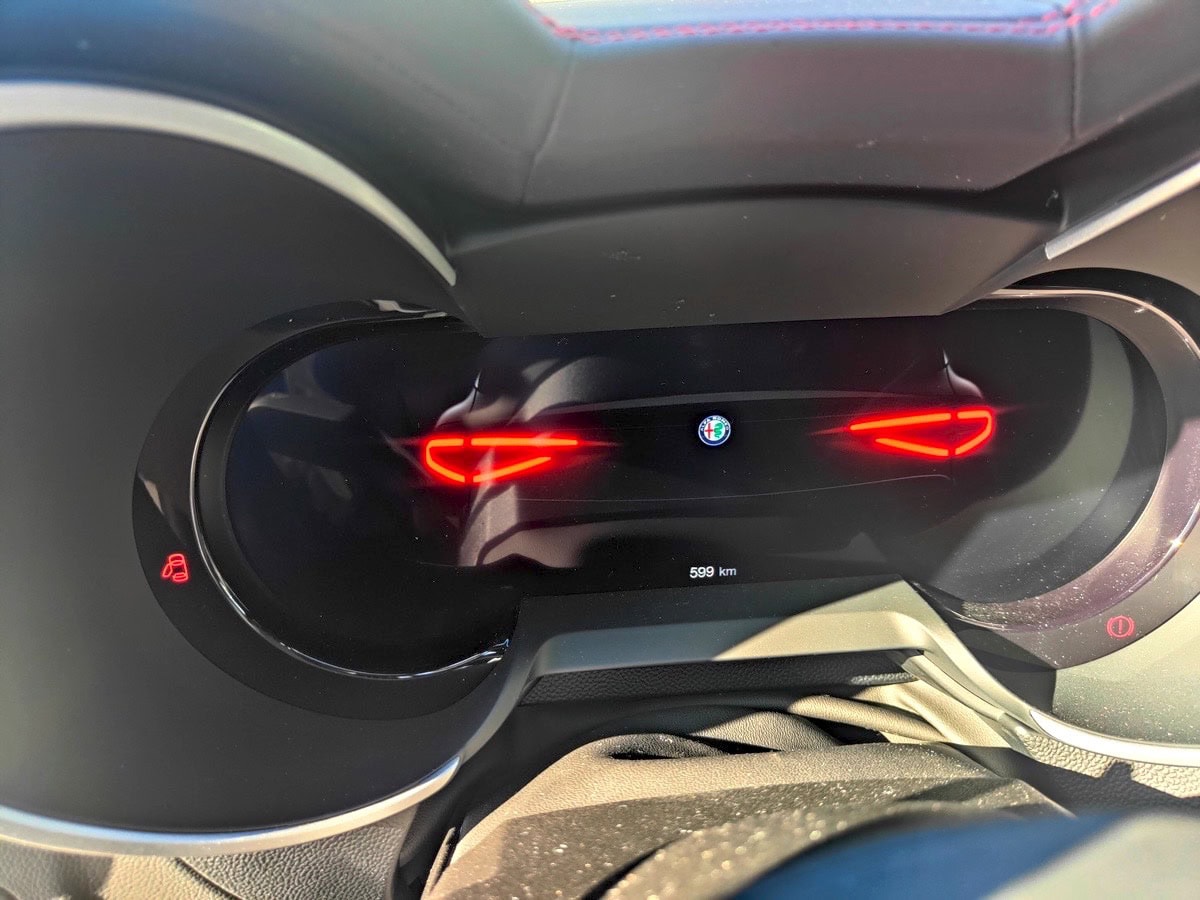 alfa romeo stelvio competizione