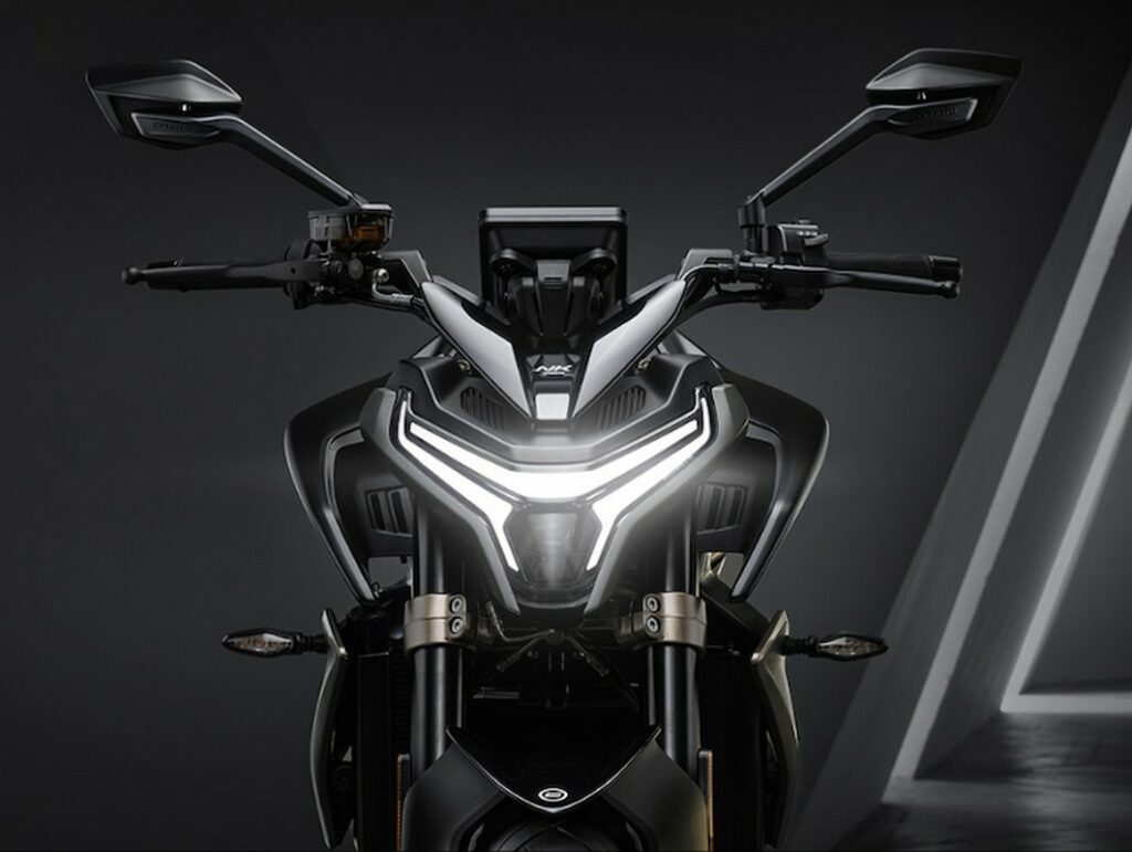 CFMOTO 800NK: la nuova naked a 7.890 euro, il video