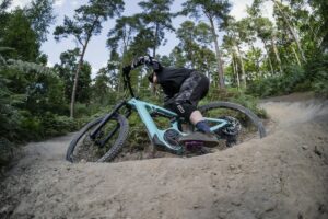 Whyte E-160 Mountain Bike