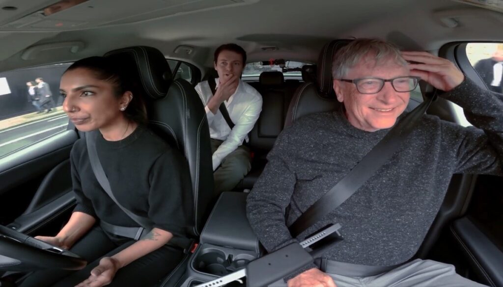 Anche Bill Gates sui robotaxi Wayve, ma con un umano al posto di guida