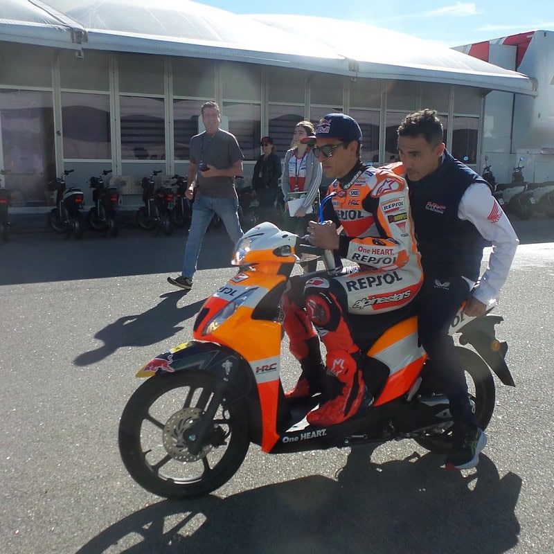 marc marquez no paddock