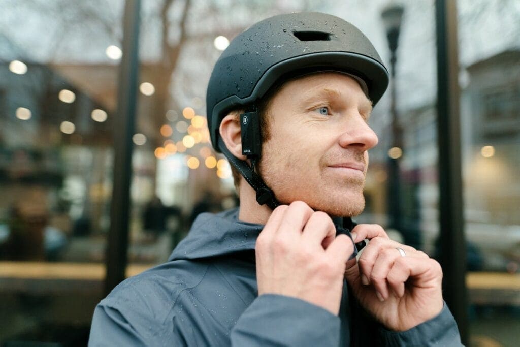 Aleck Punks: il primo sistema auricolare di cuffie wireless per la bici