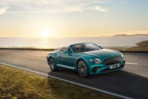 Bentley Continental GT e GTC Azure 2024 (2)