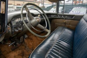 Cadillac Fleetwood 60 Special di Toto (5)