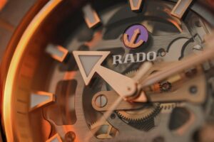 Rado Captain Cook High-Tech Ceramic Skeleton (1)