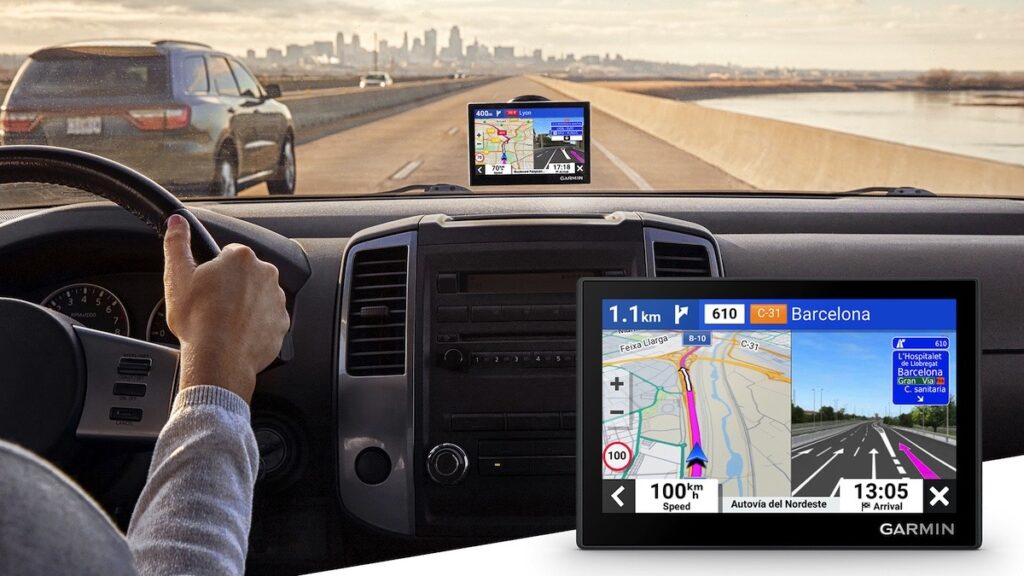 Garmin Drive 53: il navigatore satellitare per viaggi senza traffico