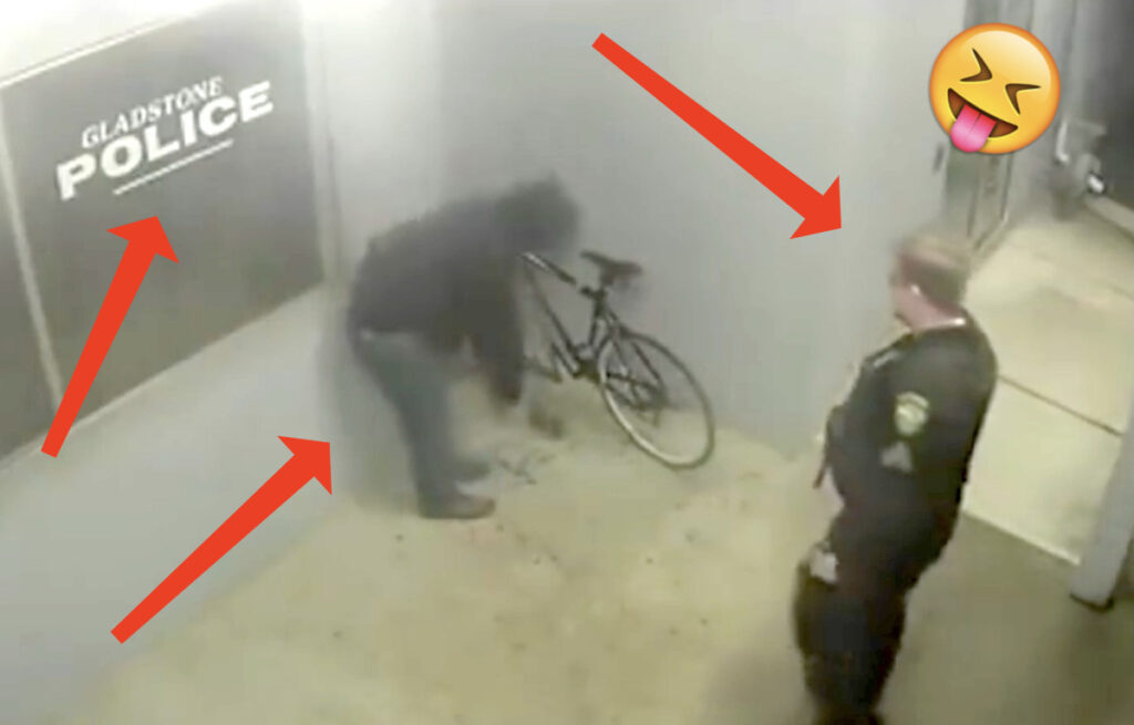 Ladro di biciclette in azione davanti alla stazione di polizia: arrestato in tre secondi netti.