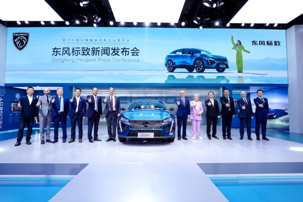 Peugeot 408X: al Salone di Shanghai la 408 per la Cina