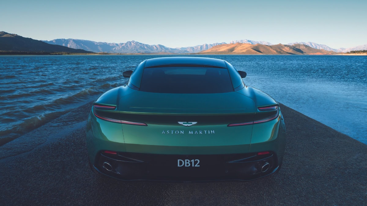 Aston Martin DB12