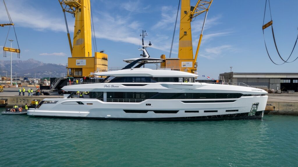 Baglietto DOM 133: varato il nuovo yacht firmato Stefano Vafiadis