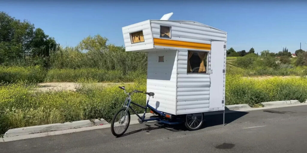 Il camper più piccolo del mondo, per viaggiare in bicicletta