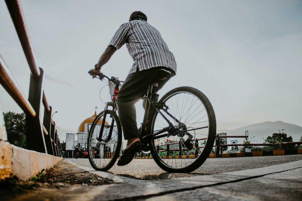 Guida in stato di ebbrezza in bici: cosa si rischia