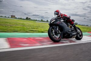 Ducati Panigale V2 Black on Black Livery
