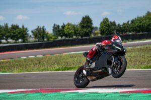 Ducati Panigale V2 Black on Black Livery