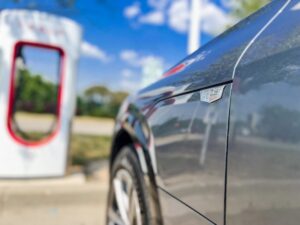 GM Tesla Supercharger