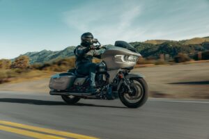 Harley-Davidson CVO Street Glide e Road Glide 2023