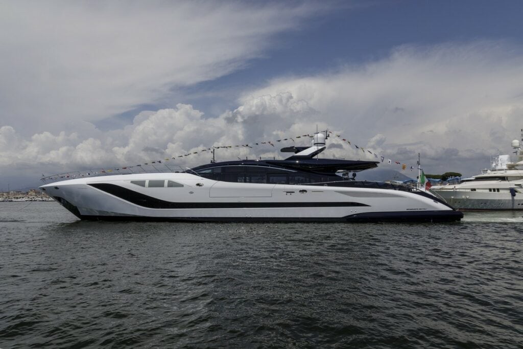 Mangusta 165 REV 2023: varata la nuova ammiraglia della linea Maxi Open