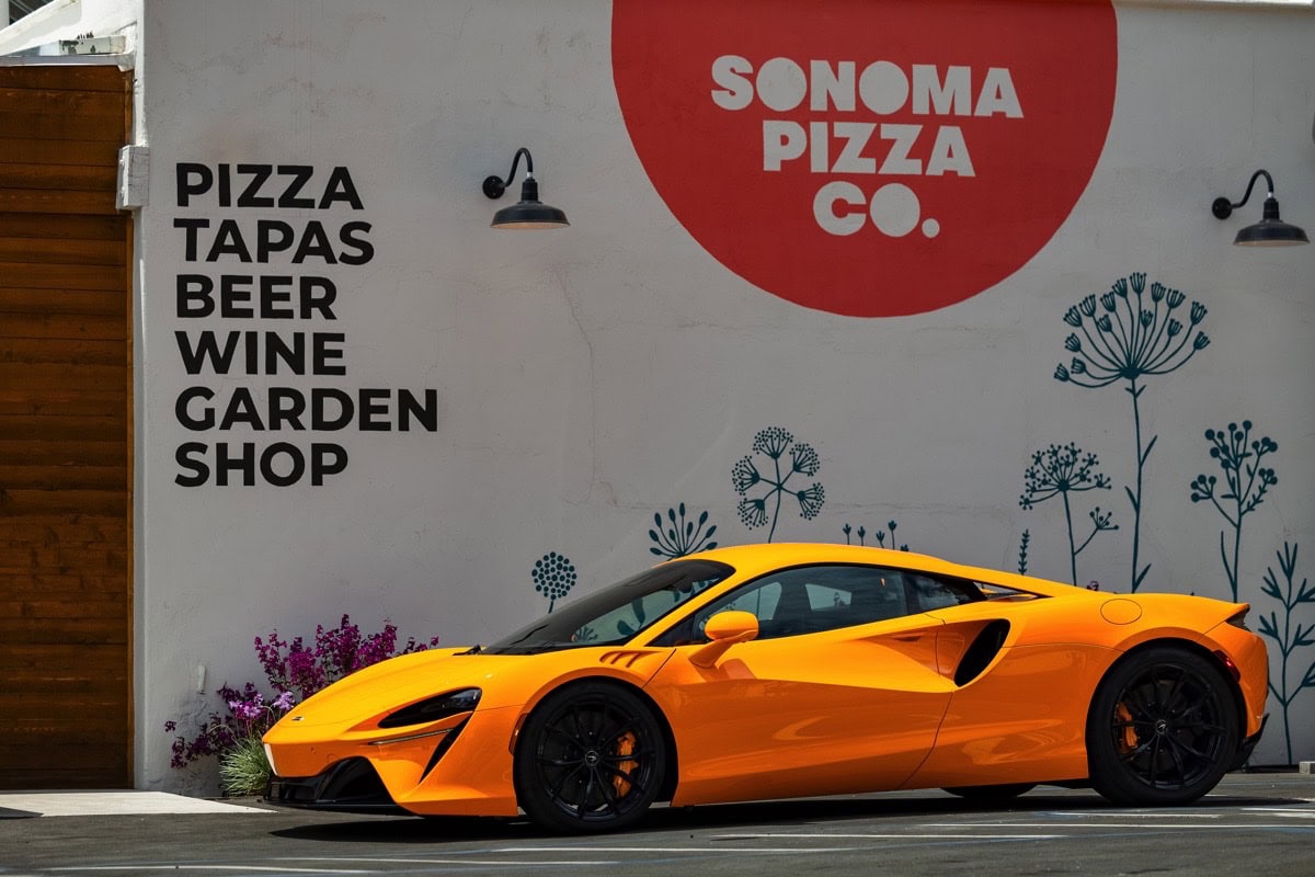 McLaren Artura Sonoma