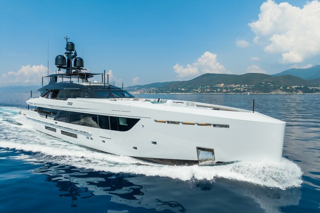 Tankoa Yachts S501 My Grey: il motor yacht super personalizzato