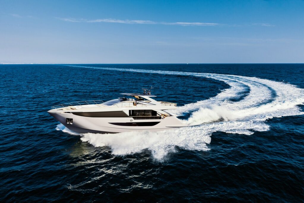 Amer Yachts F100 Glass Cabin: l’interior design by Ludovica Serafini e Roberto Palomba