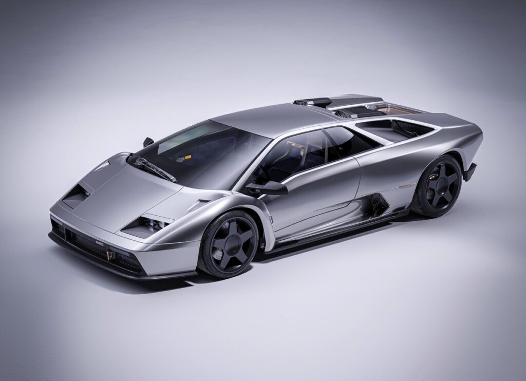 E’ Eccentrica e stupenda la restomod della Lamborghini Diablo