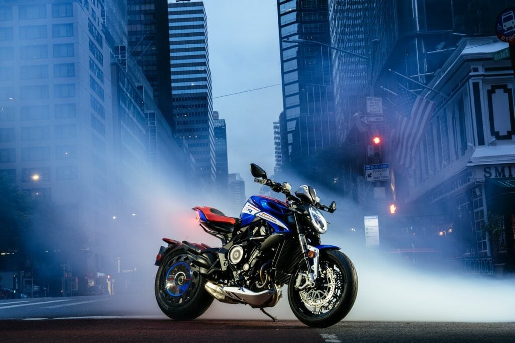 MV Agusta Dragster RR SCS America: la special edition che rende omaggio agli Stati Uniti