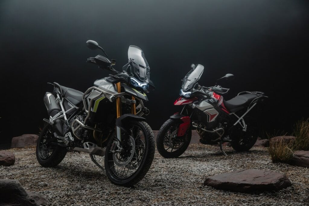 Triumph Tiger 900 Aragòn Edition: le moto ispirate alle vittorie di Iván Cervantes